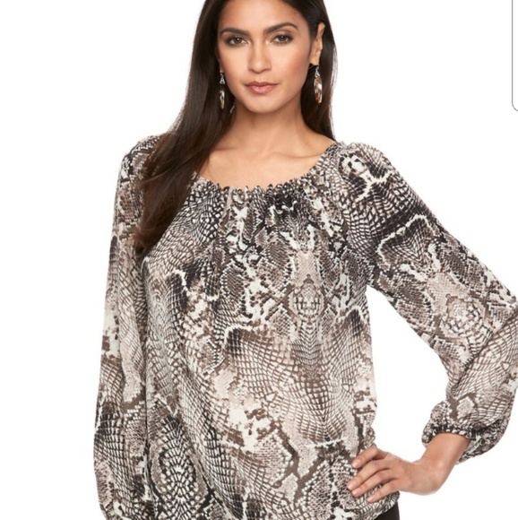 Jennifer Lopez Tops - Jennifer Lopez Animal Print Pleated Stud Top  NWT
